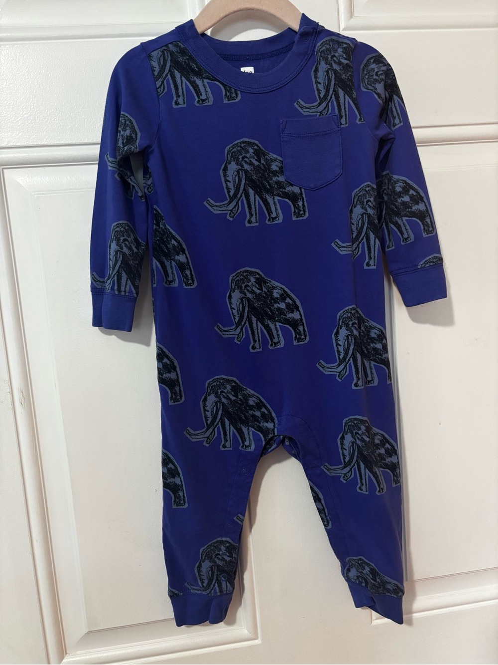 Tea collection 12-18month onesie blue wooly mammoth snaps long sleeve boys